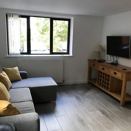 1 Bedroom Self Contained Separate Annexe In Exeter Ide Экстерьер фото